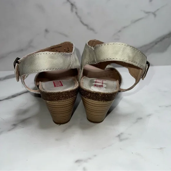 PIKOLINOS Moraira Gray Leather Laser Cut T Strap Sandal Size 37 - Picture 9 of 13